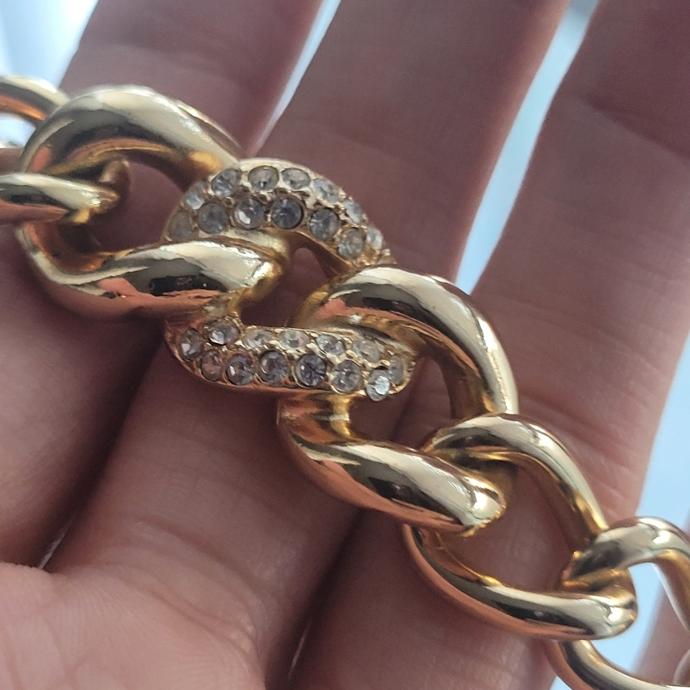 VINTAGE CHRISTIAN DIOR GOLDTONE NECKLACE WITH RHINESTONES - Picture 14 of 15